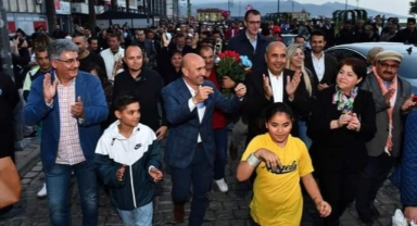 Romanlardan Soyer'e destek: 