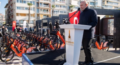 Soyer: “İzmir'in bugününe ve yarınına iz bırakıyoruz”