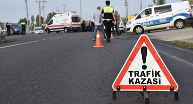 Uşak'ta trafik kazası: Karşıya geçmeye çalıştı, canından oldu