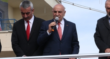 AK Partili Altınok Mansur Yavaş'ı hedef aldı: 