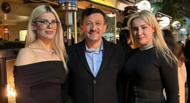 AK Partili Dağ’ın o fotoğrafı gündem oldu: CHP’li Tekin’den “pudra şekeri” göndermeli yanıt 