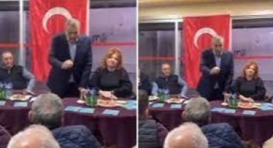 AKP'li aday vatandaşa 'Nah' çekti