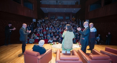 Başkan Soyer: “Yaşar Kemal’i sonsuza kadar yaşatacağız”