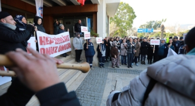 Belediye emekçileri Filiz Başkanı alkışlarla karşıladı