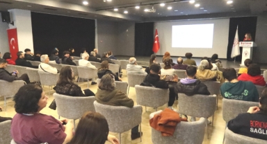 Bornova’da AIDS farkındalığı