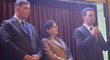 CHP Bayraklı Seçim Ofisi açıldı: 