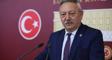CHP eski milletvekili Bayır'dan Yücel'e sert tepki!