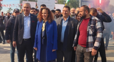 CHP Karşıyaka, İşçimenler’i bağrına bastı: “Biz kazanacağız, Karşıyaka kazanacak”