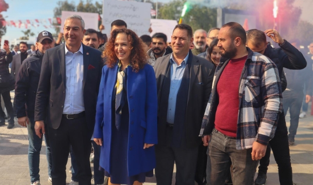 CHP Karşıyaka, İşçimenler’i bağrına bastı: “Biz kazanacağız, Karşıyaka kazanacak”