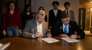 CHP'li Günay, çocuk haklarını taahhütname altına aldı