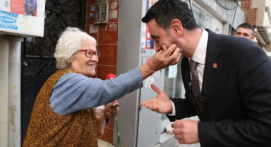 CHP'li İrfan Önal: 'Bayraklı'yı sevgiyle yöneteceğiz!'