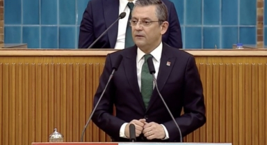 CHP lideri Özel’den Bahçeli’ye yanıt: “Belge, Kurum adına atıldığını söylüyor” 