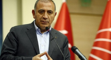 Eleştiri yağdırdı: CHP’de Tekin istifası 