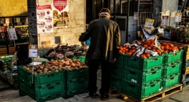 Enflasyon maaş zamlarını eritti