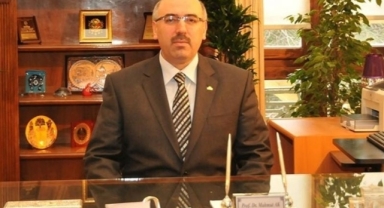 Erdoğan'ın imzasıyla Resmi Gazete'de: DEÜ'nün yeni rektörü Mahmut Ak oldu 