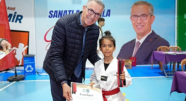 Gaziemir'in taekwondocularından kuşak mücadelesi