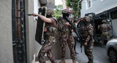 İzmir’den de gözaltılar var… 74 ilde silah kaçakçılığı operasyonu 