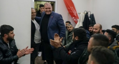 Menderes’in genç başkan adayı gençlerle buluştu