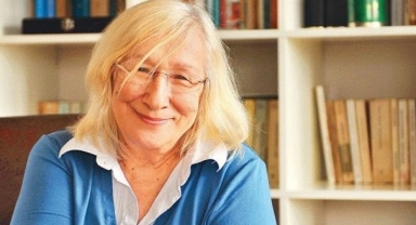 Yazar Alev Alatlı hayatını kaybetti