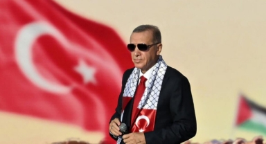 AK Parti’nin Ankara mitinginde pankart krizi