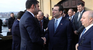 AK Parti’nin masasındaki anket sonuçları ortaya çıktı: Hangi aday önde?