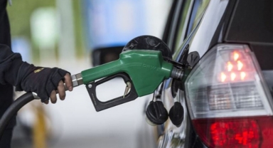 Akaryakıta bir zam daha geliyor 