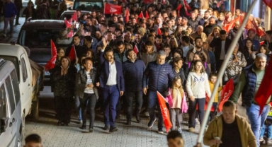 Başkan Kırgöz’ün ev ziyaretleri mitinge dönüşüyor