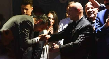 Başkan Soyer sahaya indi: “Harbiden çok özlemişim!” 