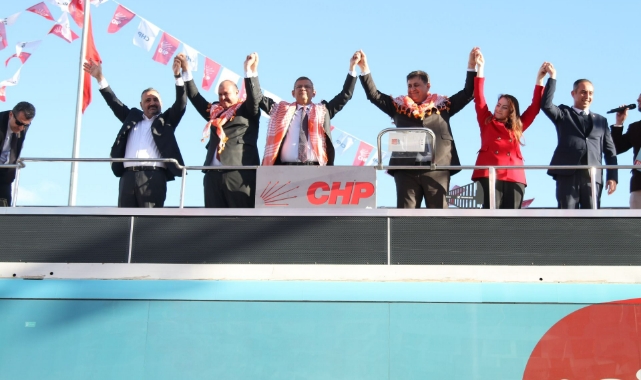 Başkanvekili Özkan'dan Özel'e tepki: Menderes programına katılmadı!