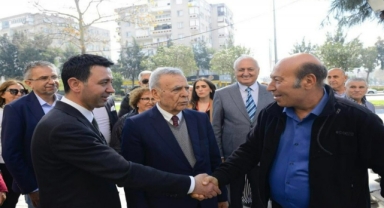 Bayraklı’da sahaya indiler... Önal’a Kocaoğlu ve Demir desteği