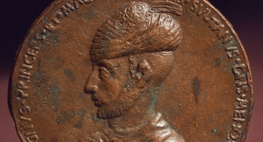 Fatih'in tılsımlı madalyonu satışa çıktı 