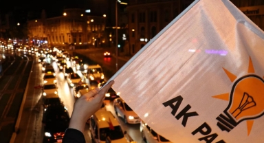 İddia: AK Partili aday, bakanlığın yardımını kendi adına dağıttı 