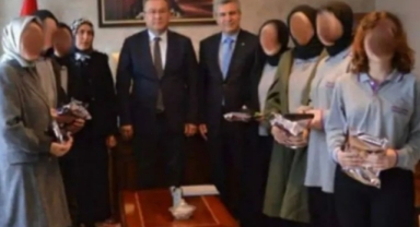 İlçe Milli Eğitim Müdürlüğü, kız öğrencilerin yüzünü gizledi 