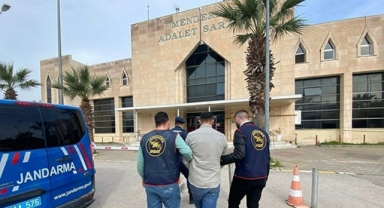 İzmir’de firari operasyonu: Beş kişi yakalandı! 