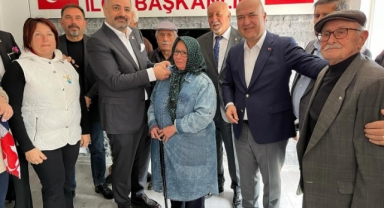 Karaburun'da fotoğraf netleşiyor: 45 kişi İYİ Parti'den CHP'ye geçti!