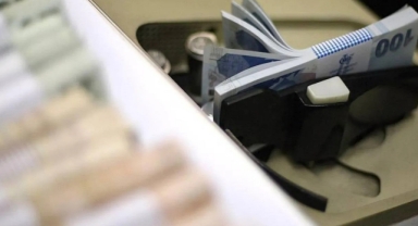 Kredi faizleri uçuşa geçti