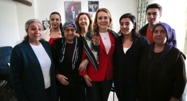 Nilüfer Çınarlı Mutlu: 31 Mart'ta sandıkları patlatalım