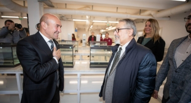 Prof. Dr. Naci Görür İzmir’deki yapı ve zemin laboratuvarını ziyaret etti