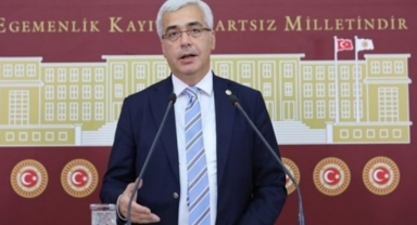 Rakip parti vekilinden Tugay’a destek: “Çok pozitif bir insan”