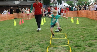 23 Nisan, Karşıyaka'da coşkuyla kutlandı