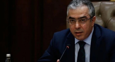 AK Parti’de gerilim tırmanıyor: “Haddinizi aşıyorsunuz”