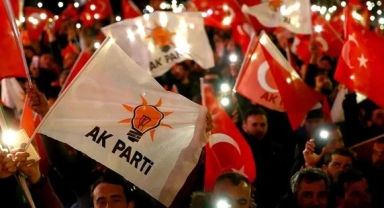 AK Parti MYK üyelerinin karnesi 'zayıf'