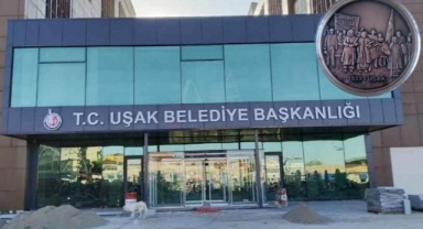 AK Partili başkandan binlerce liralık madalyon 