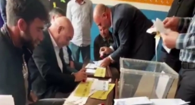 AKP'nin sadece 64 oy farkla kazandığı Şanlıurfa Siverek'te skandal görüntüler