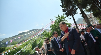 Başkan Cemil Tugay, 484'üncü Uluslararası Manisa Mesir Macunu Festivali'ne katıldı