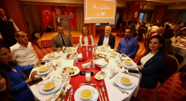 Başkan Mutlu iftarda örgütle, sahurda Romanlarla buluştu