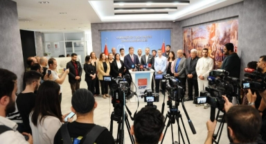 Başkan Tugay’dan, CHP örgütüne teşekkür ziyareti:1 Nisan güzel günlerin başlangıcı olacak