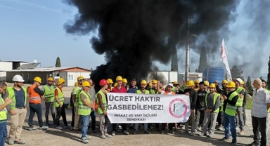 DEÜ’nün hastane inşaatında iş bırakma eylemi: “İnşaat işçisi köle değildir!”