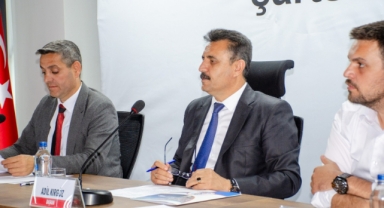 Dikili’de yeni dönemin ilk meclis toplantısı yapıldı