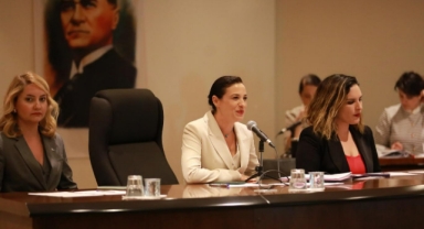 Efes Selçuk'ta yeni dönemin ilk toplantısı yapıldı 